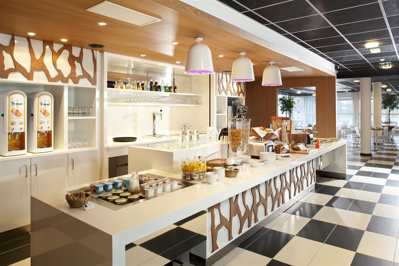 Best Western Plus Hotel Le Rhenan & Restaurant Chez Claude Dorlisheim Exterior photo